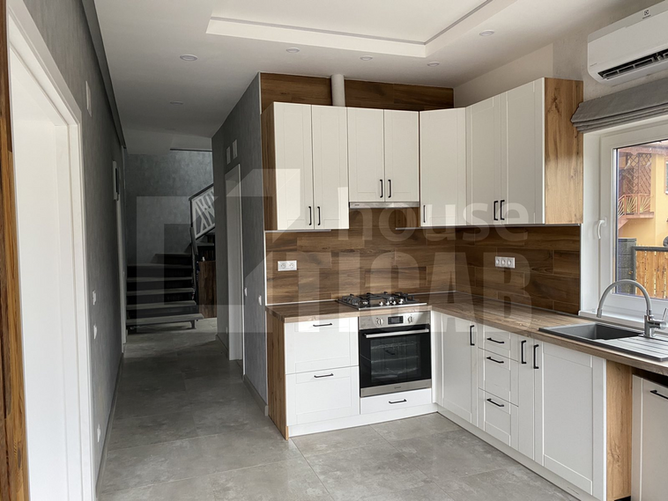 4ab130 89985f6a566d4d1e8d1a299b26b7e9dc~mv2