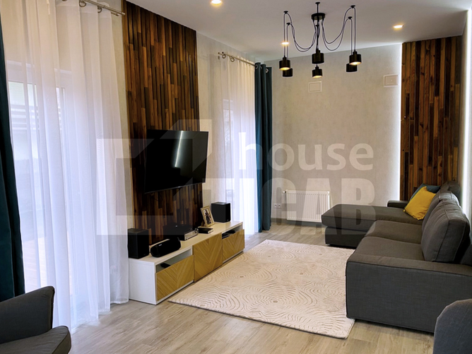 4ab130 add6128771ca469aaf818a723308a67d~mv2